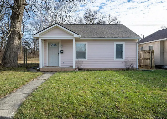 Centrally Located 3Bd Urban Oasis