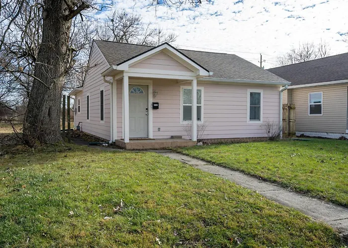 Centrally Located 3Bd Urban Oasis