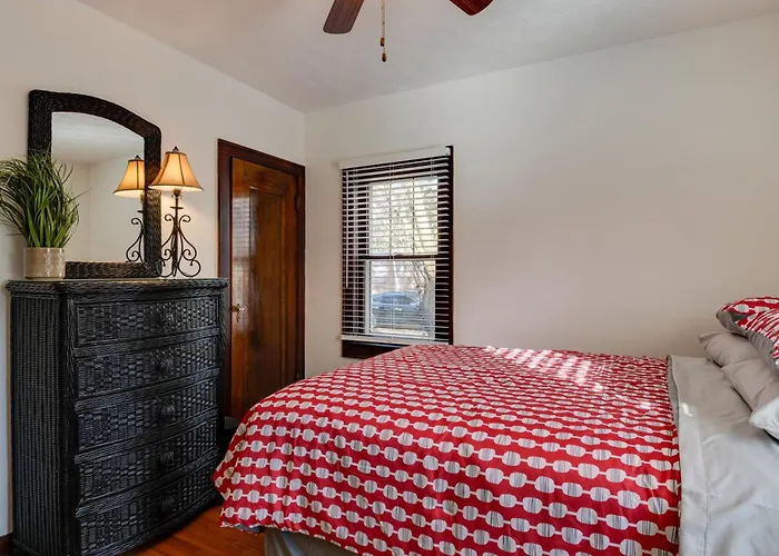 Idyllic Home Near Indianapolis Motor Speedway